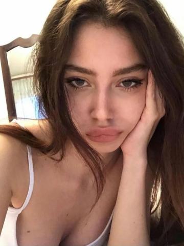 Мелания фото 2